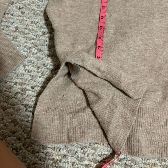 MNG by mango Perkins 100% Wool Turtleneck Slit Sweater Oversized- Size Medium - Picture 8 of 9